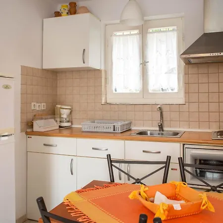 Dioskouri Ii 아파트 바티